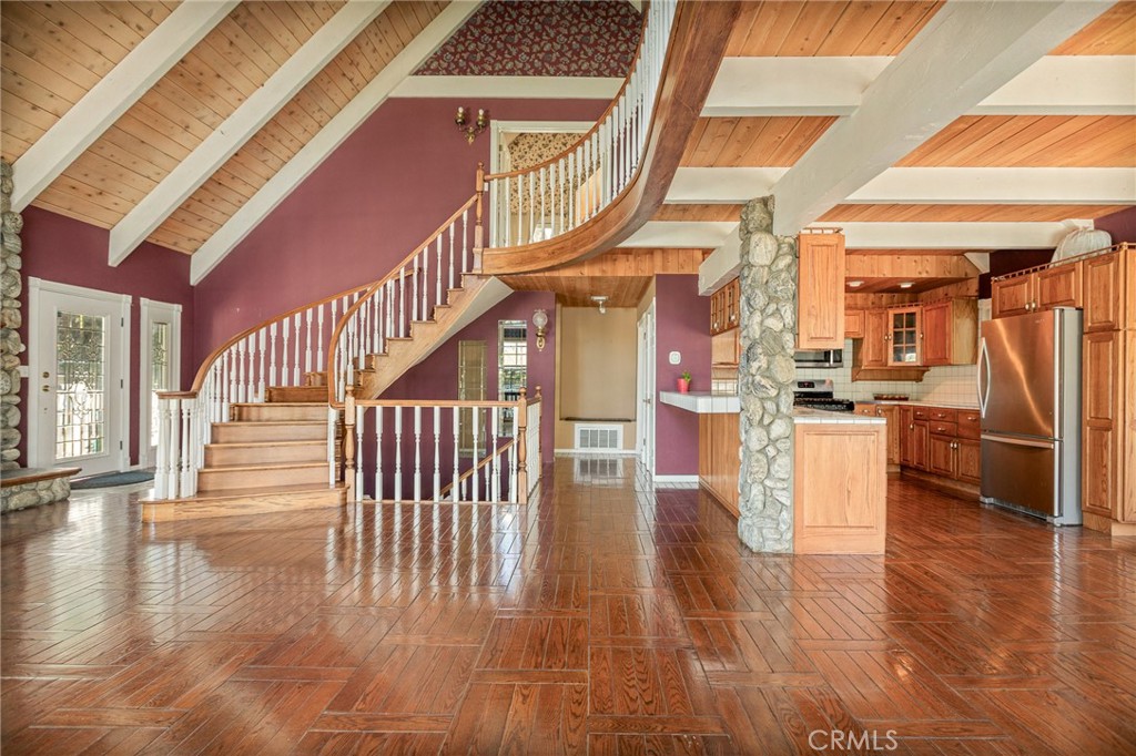 755 Grass Valley Property Photo 8
