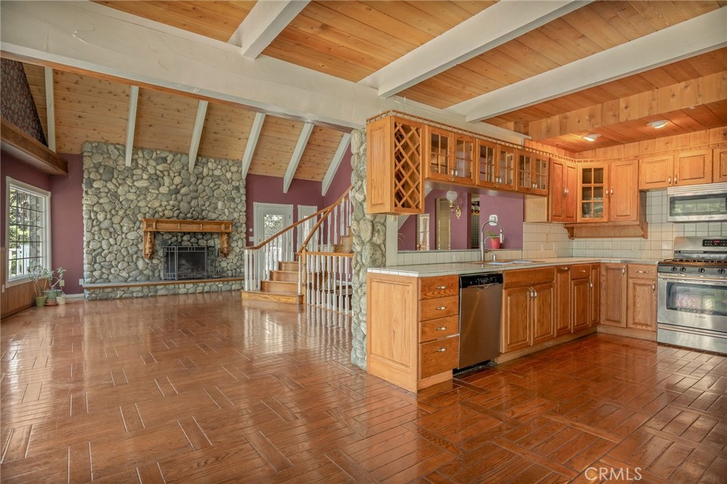 755 Grass Valley Property Photo 12