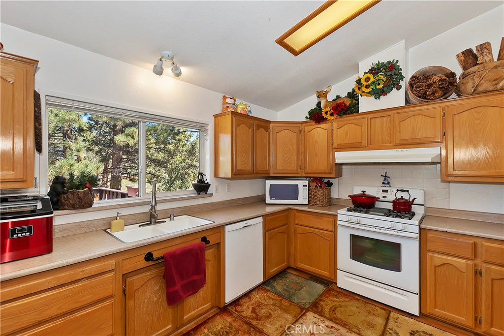 47070 Skyview Property Photo 17