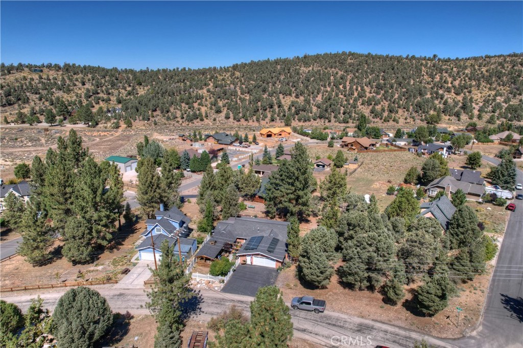 47070 Skyview Property Photo 43