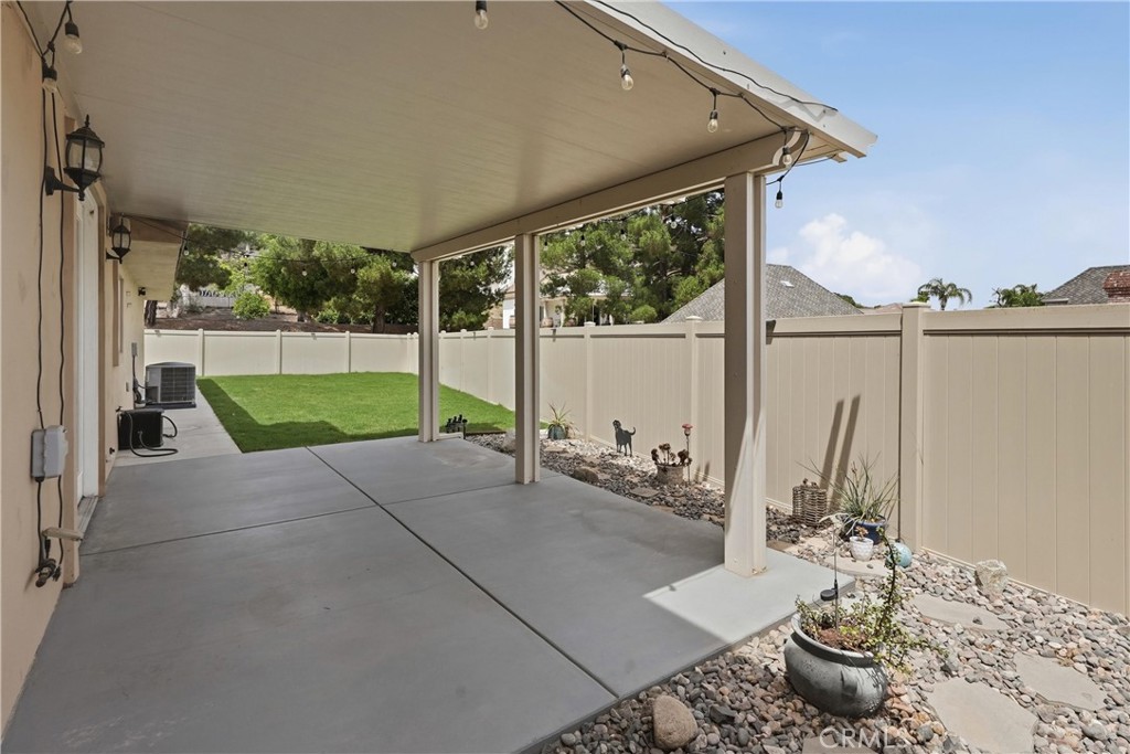 14840 Amorose Property Photo 33