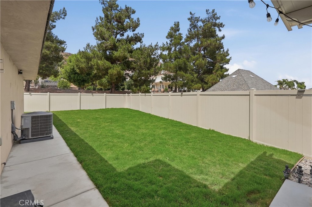 14840 Amorose Property Photo 34