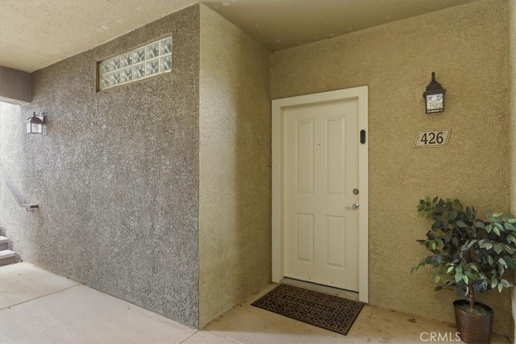 22681 Oakgrove 426 Property Photo 3