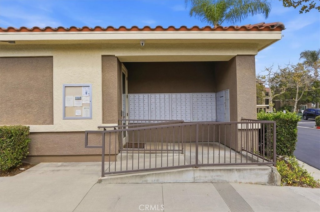 22681 Oakgrove 426 Property Photo 32