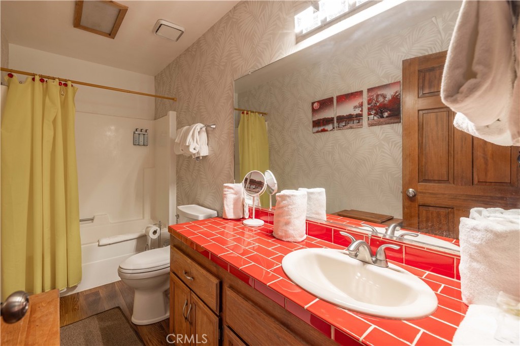1098 Mt Verdi Property Photo 16