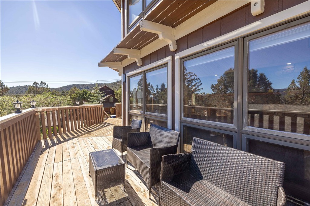 1098 Mt Verdi Property Photo 37