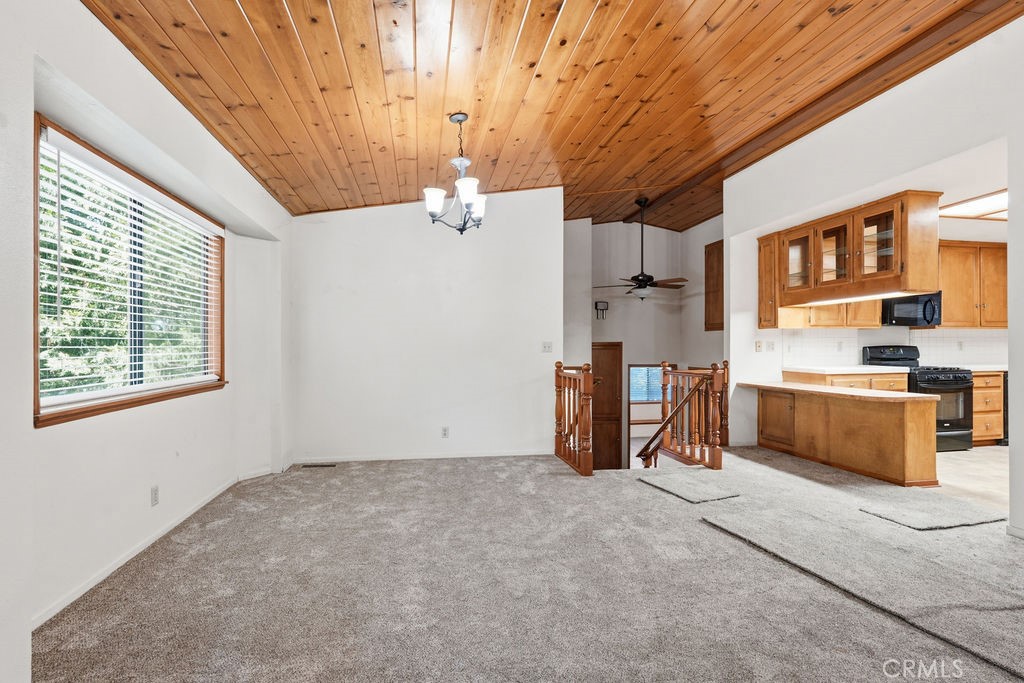 24776 Basel Property Photo 12