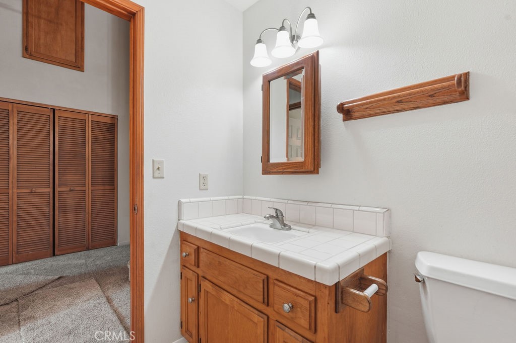 24776 Basel Property Photo 19