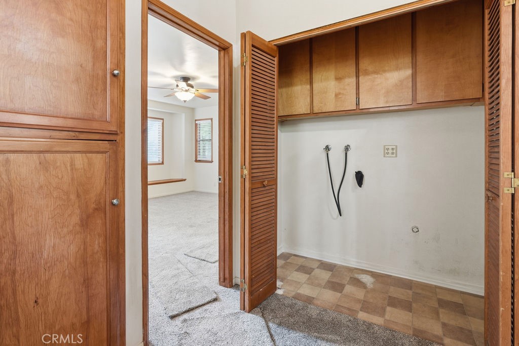 24776 Basel Property Photo 23