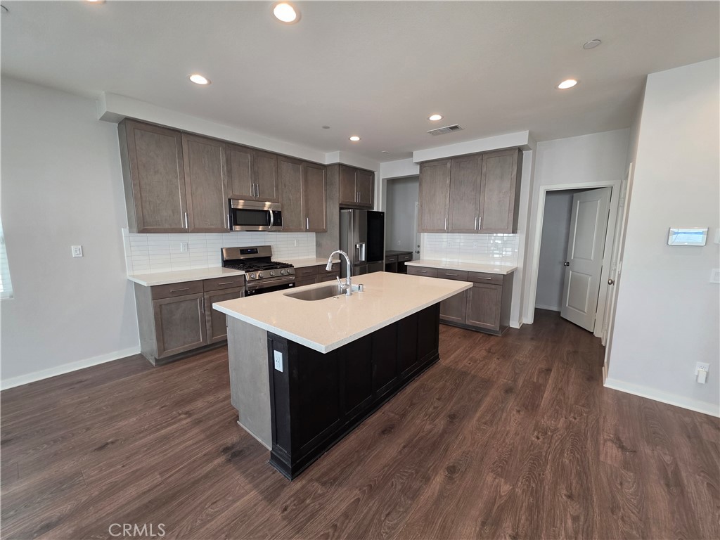 31975 Monet Place Property Photo 7