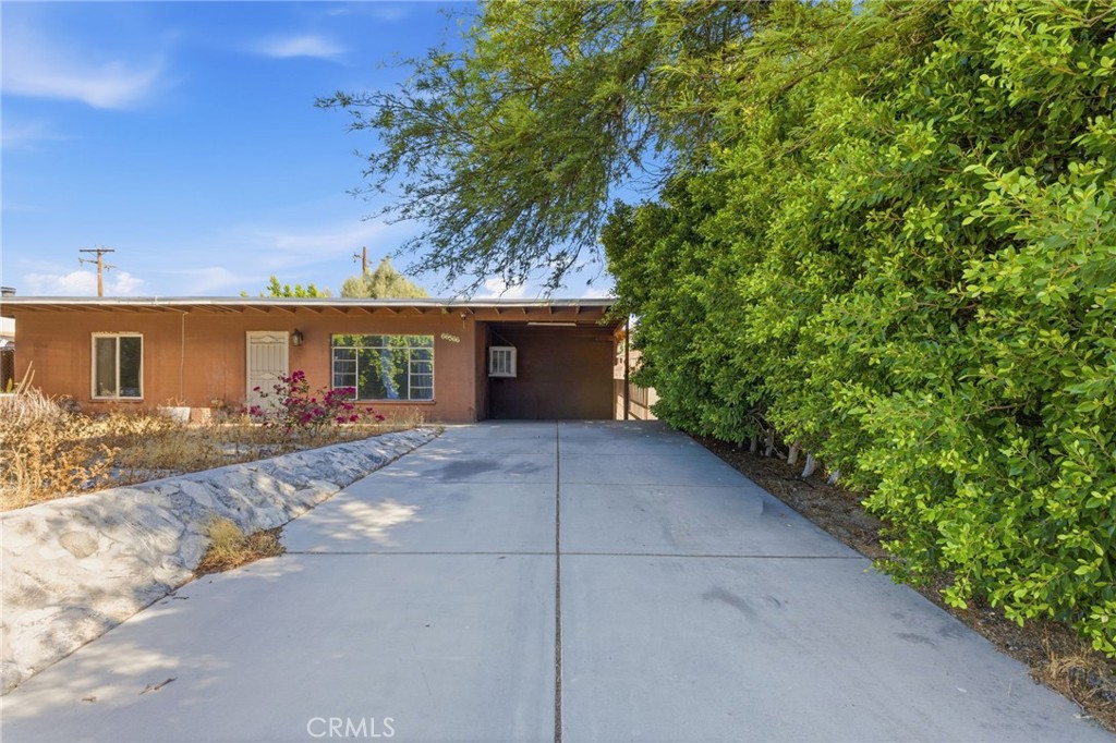 66566 Buena Vista Ave Property Photo 3