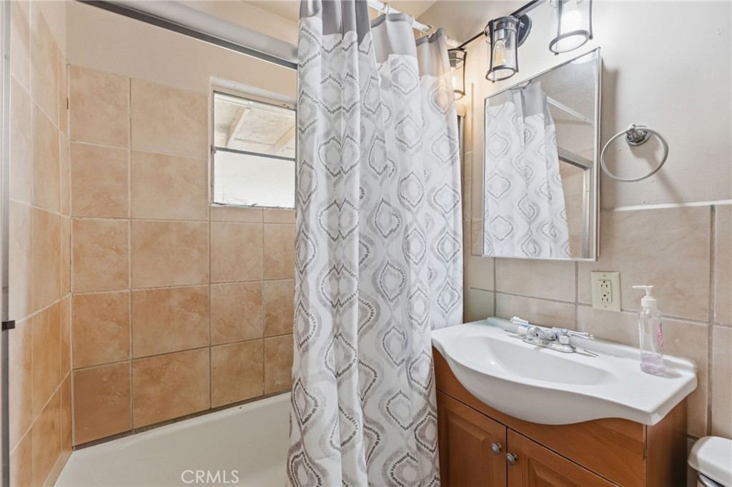 66566 Buena Vista Ave Property Photo 12