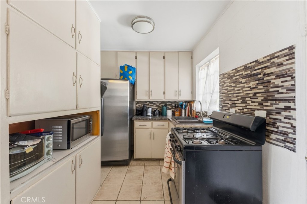 66566 Buena Vista Ave Property Photo 14