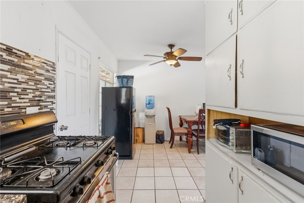 66566 Buena Vista Ave Property Photo 17