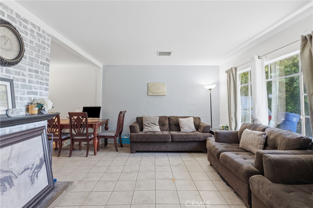 66566 Buena Vista Ave Property Photo 21