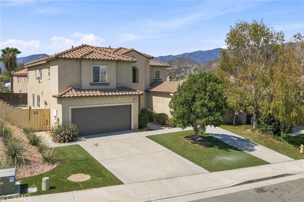 3365 Juniper Property Photo 6