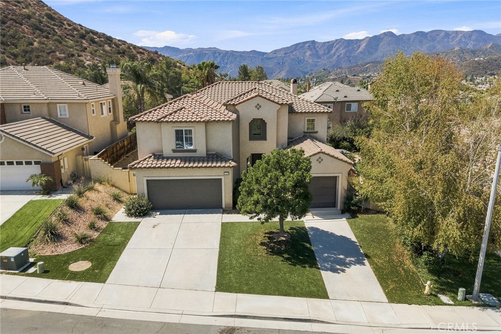 3365 Juniper Property Photo 8