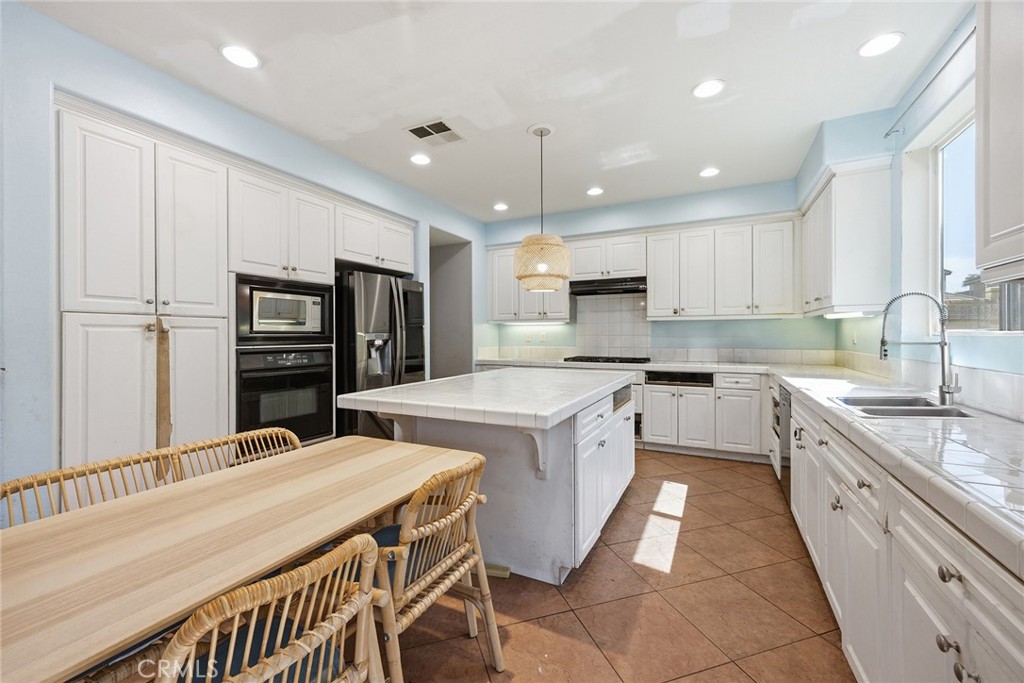 3365 Juniper Property Photo 14
