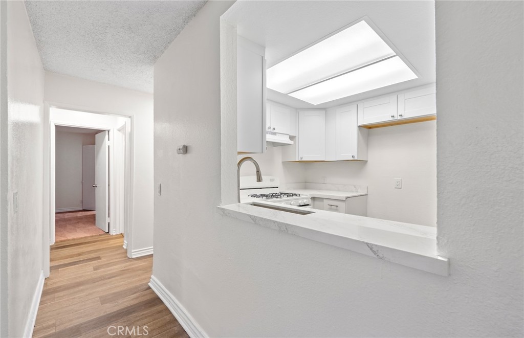 600 W 3rd Street B107 Property Photo 6