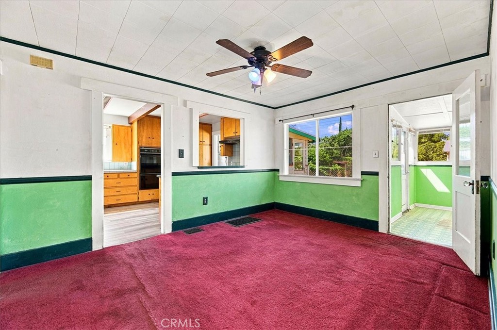 524 University Place Property Photo 21
