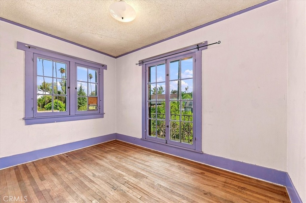 524 University Place Property Photo 30