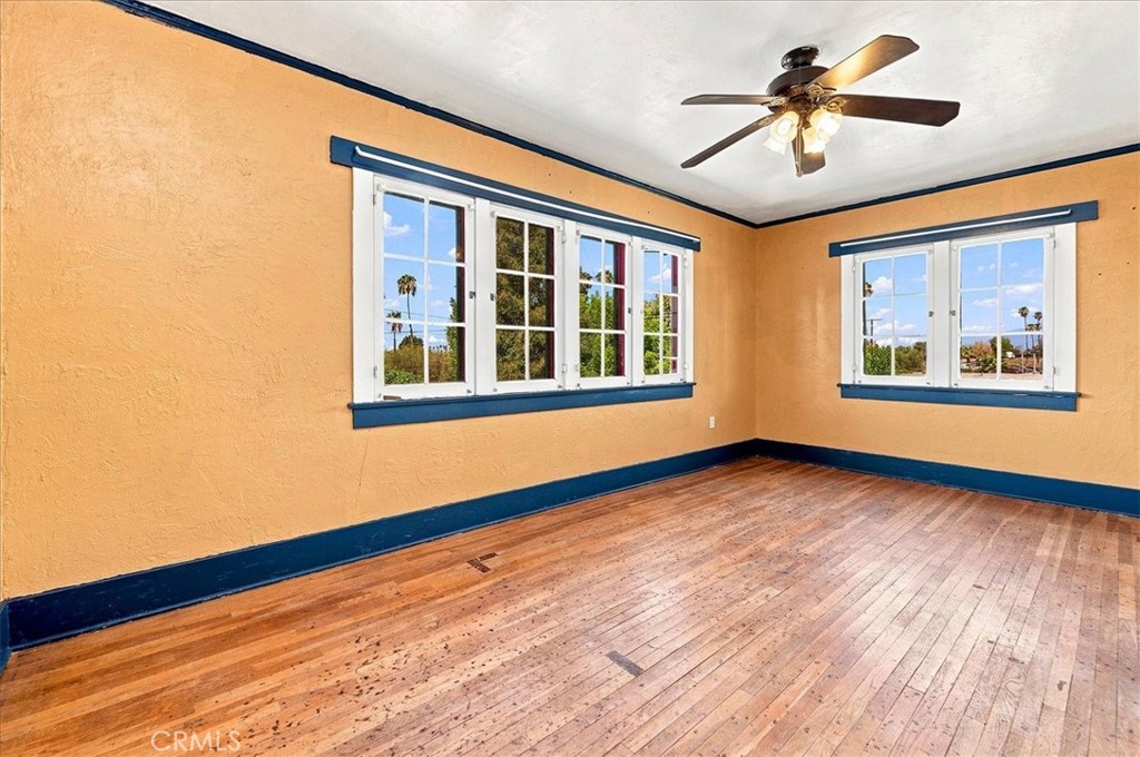 524 University Place Property Photo 34