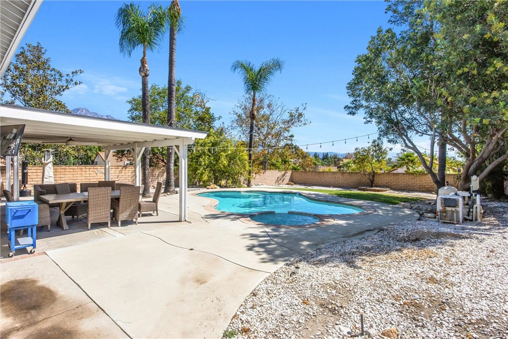 7729 Calle Bresca Property Photo 40