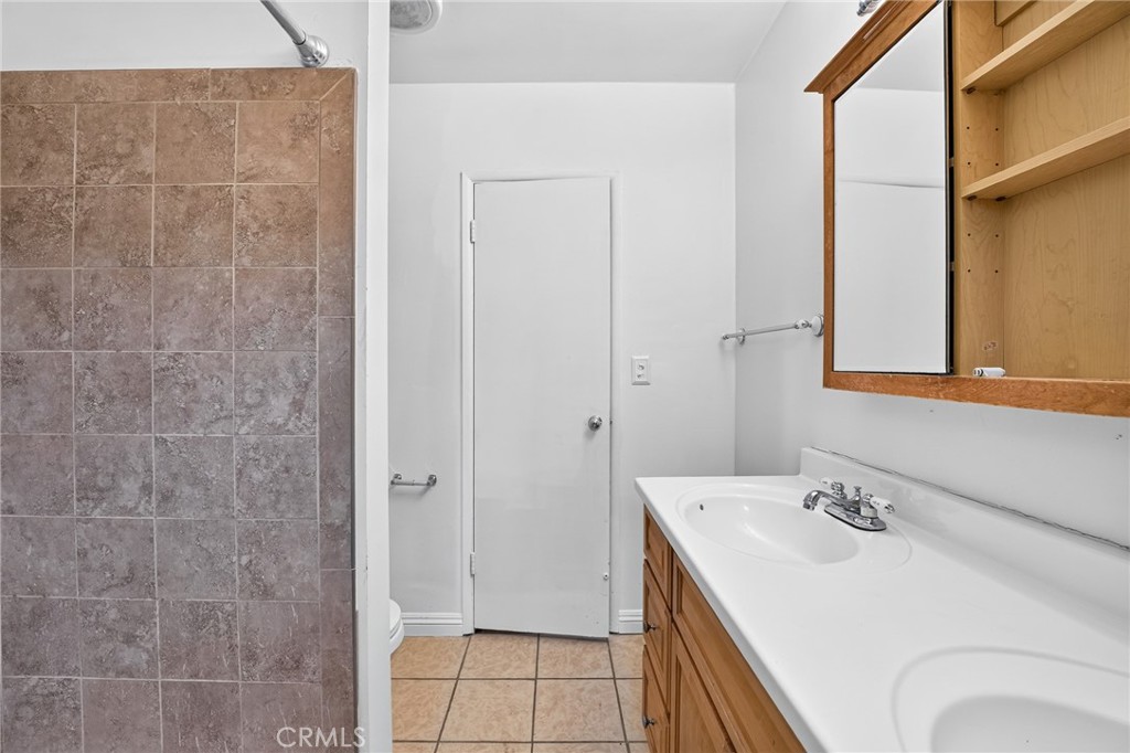 1073 Palm Property Photo 21