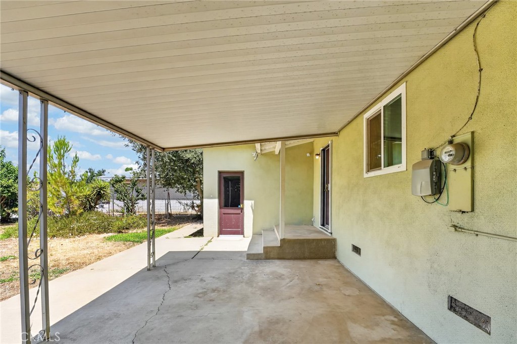 1073 Palm Property Photo 26