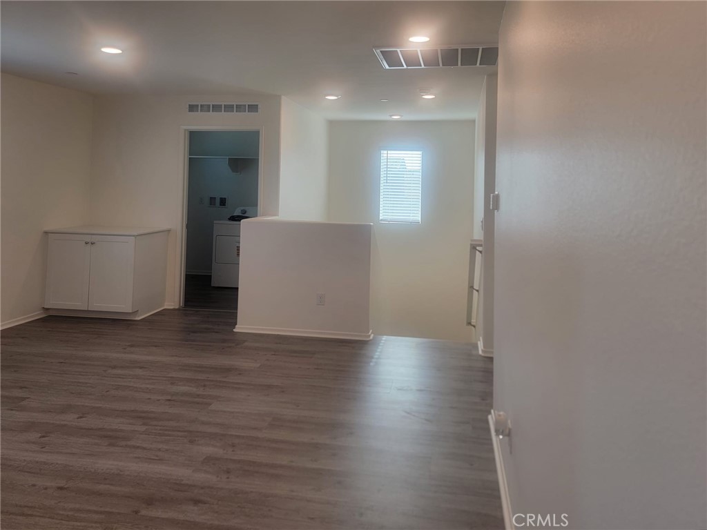26101 Cirrus Property Photo 7