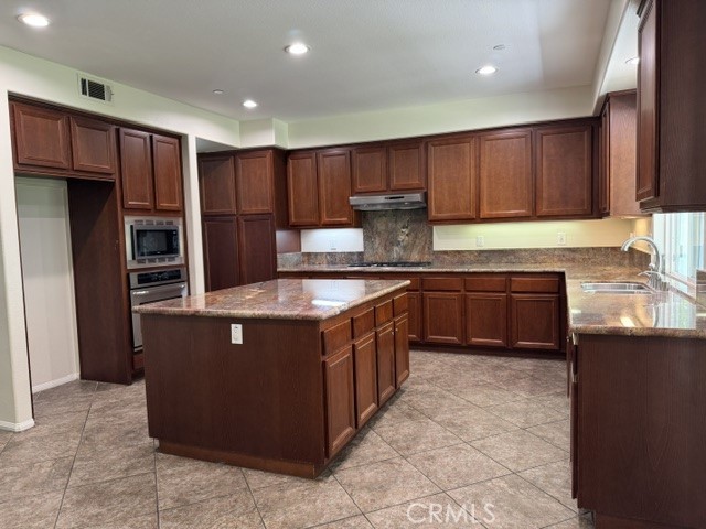 1133 Shady Creek Drive Property Photo 8
