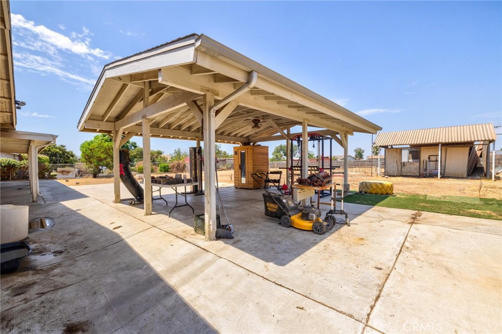 11201 58th Property Photo 36