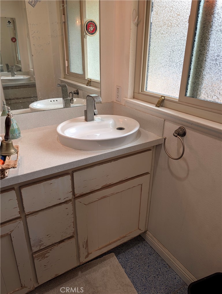 611 Iris Property Photo 13