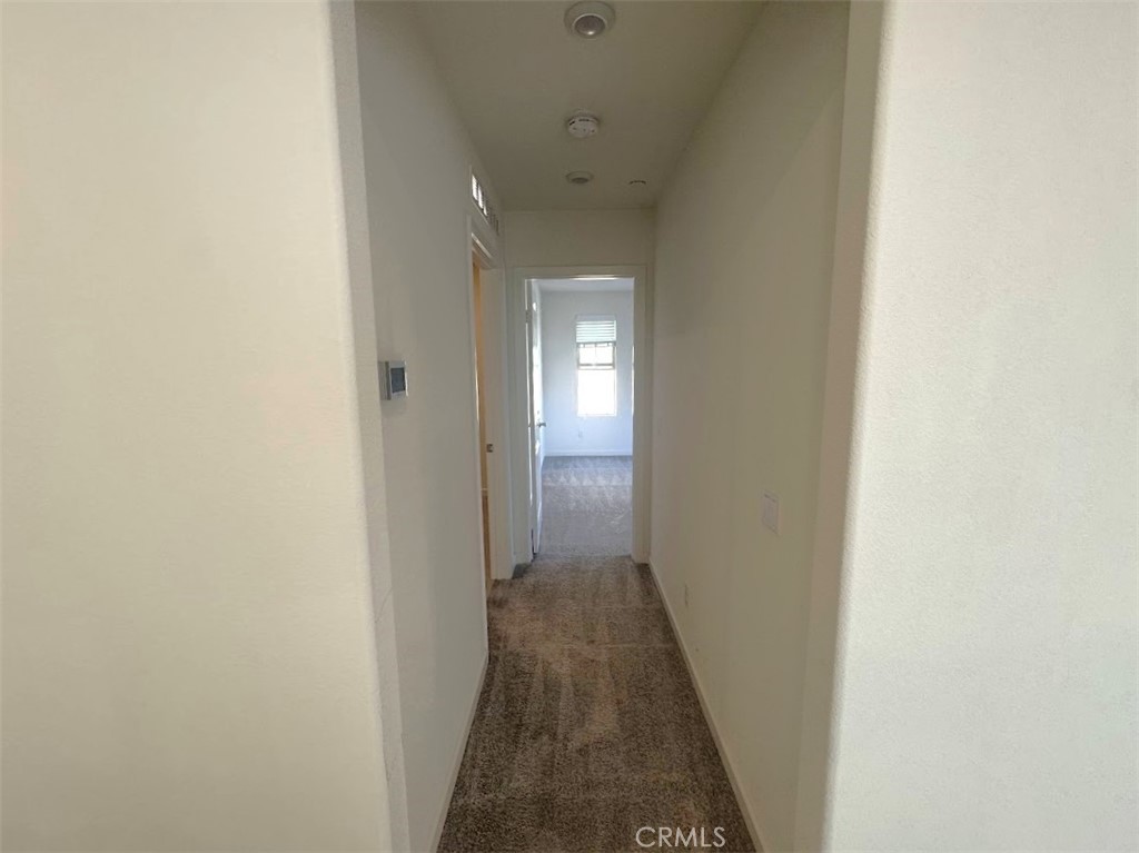 1014 W Buttercup Property Photo 25