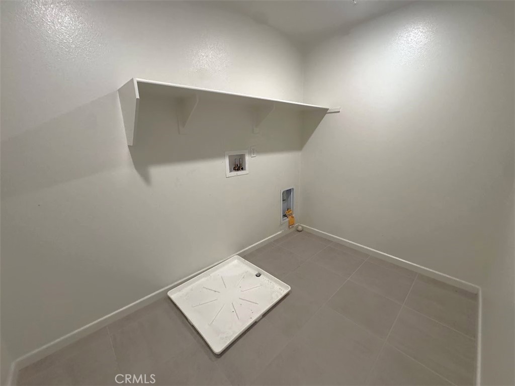 1014 W Buttercup Property Photo 26