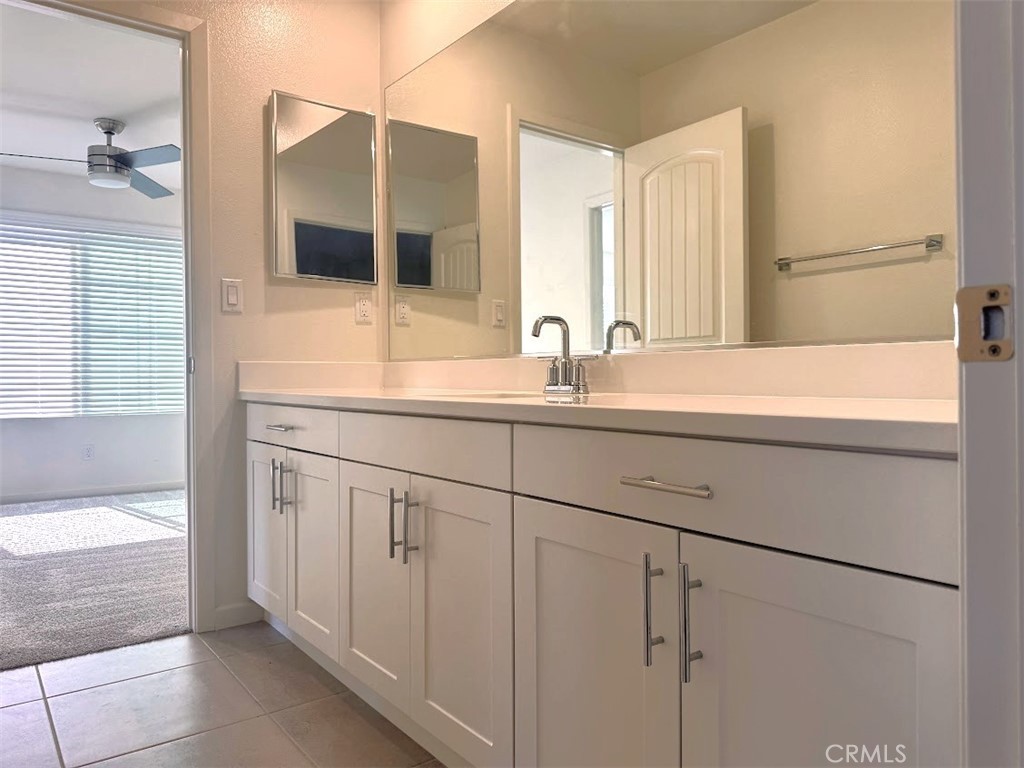 1014 W Buttercup Property Photo 30