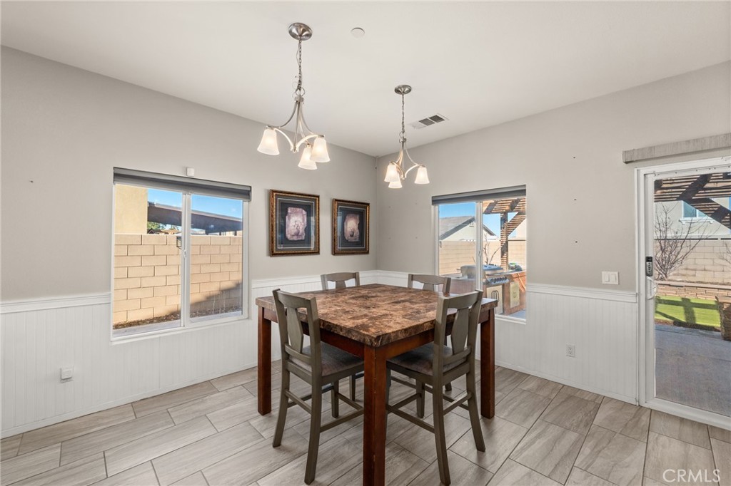 13374 Luna Property Photo 6
