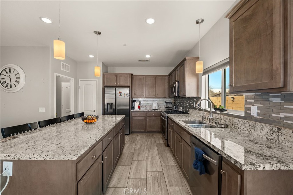 13374 Luna Property Photo 8