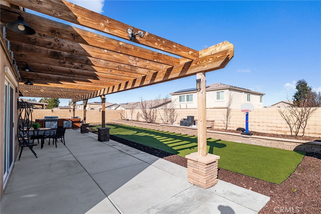 13374 Luna Property Photo 16