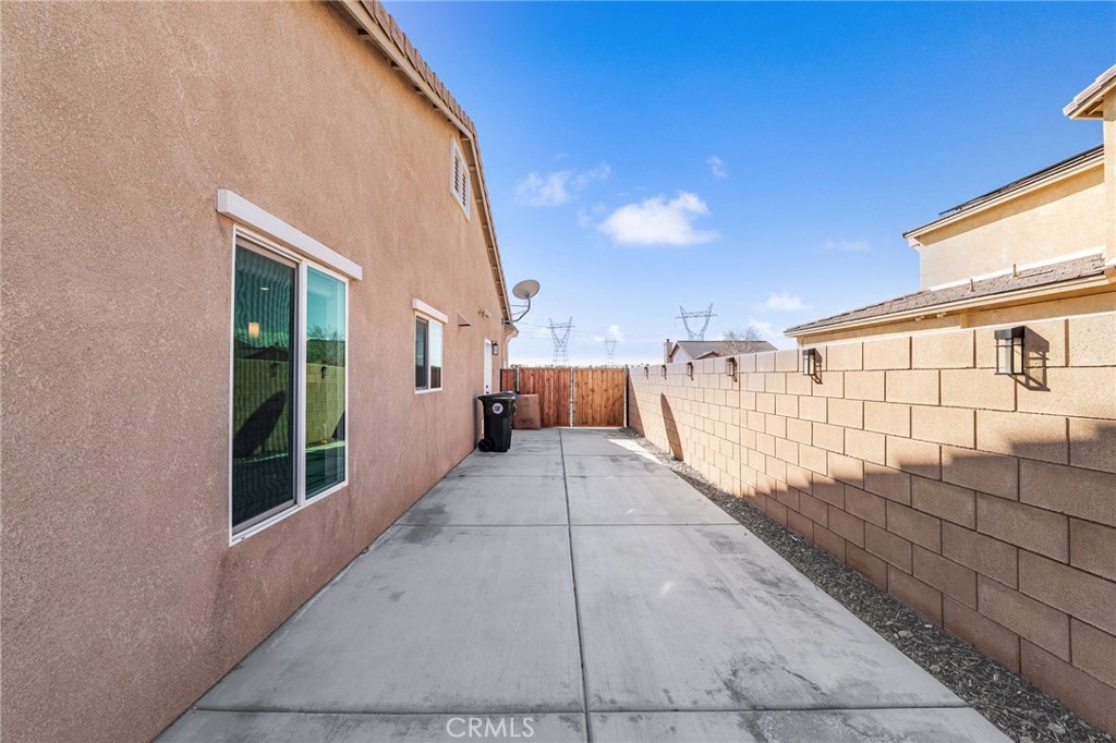 13374 Luna Property Photo 18