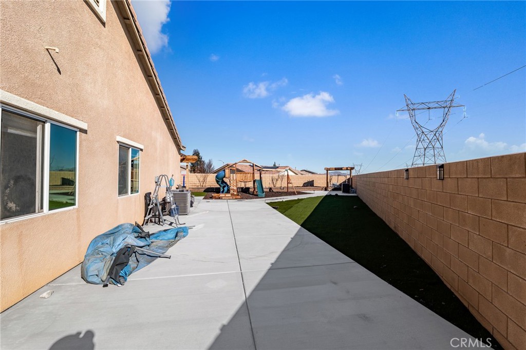 13374 Luna Property Photo 20
