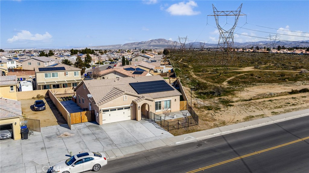 13374 Luna Property Photo 31