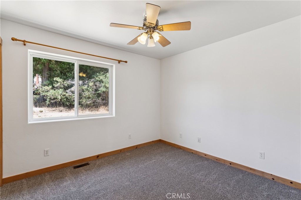 285 Lilac Way Property Photo 12