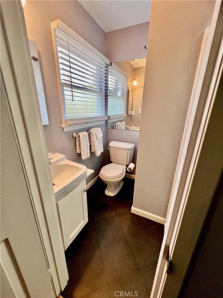 812 Serpentine Property Photo 22