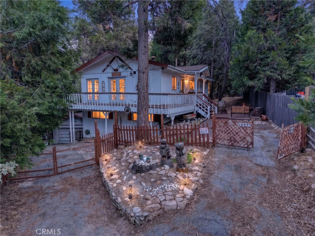 28975 Alder Terrace Property Photo 1