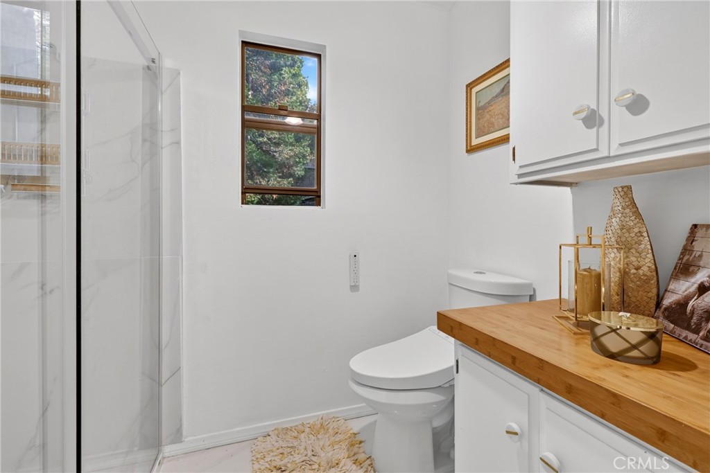 28975 Alder Terrace Property Photo 29