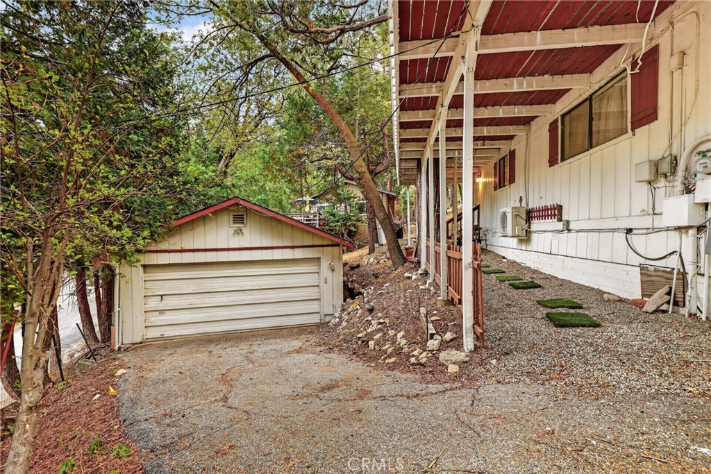 28975 Alder Terrace Property Photo 37