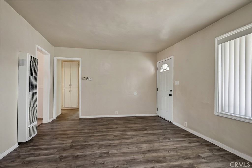 3135 W George Property Photo 6