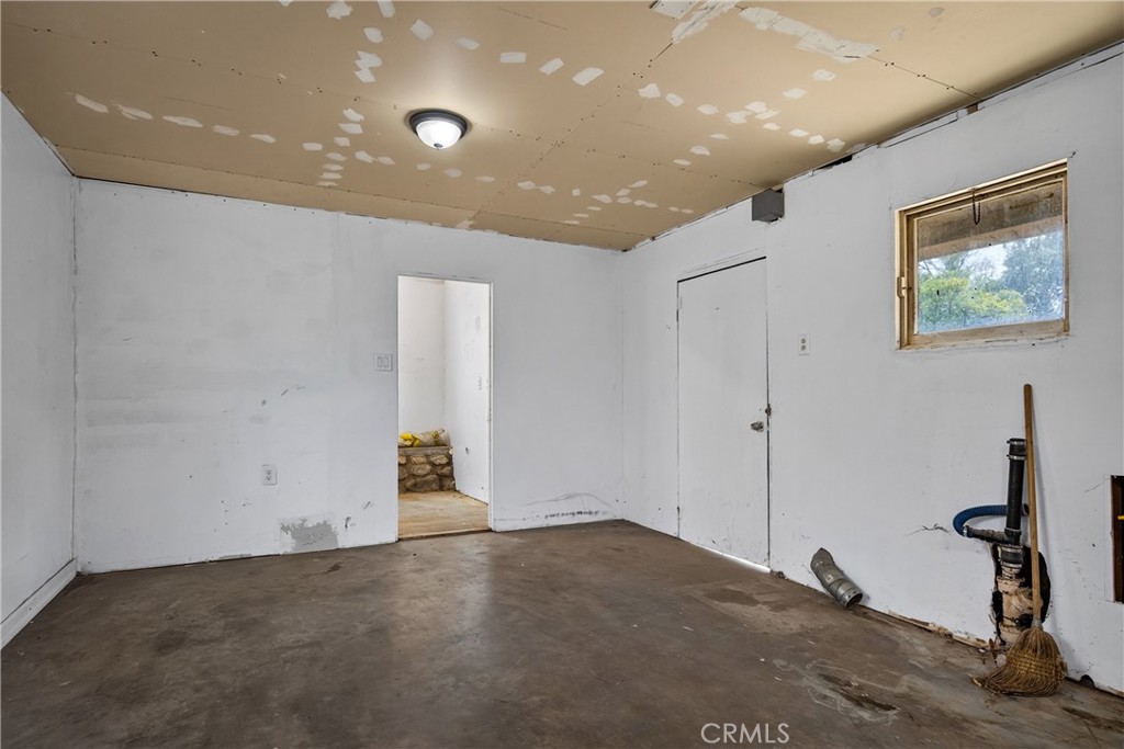 3135 W George Property Photo 16
