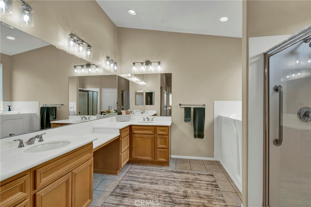 1565 Turtle Property Photo 19